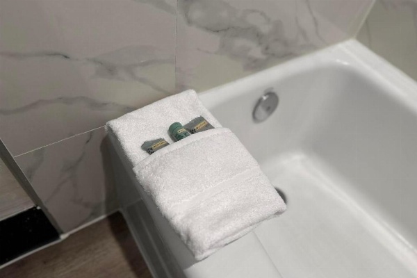 Hyland Inn near Legoland image 21