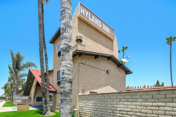 Hyland Inn near Legoland image 5